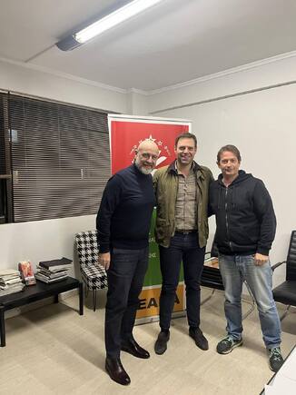 ΣΥΝΑΝΤΗΣΗ ΣΚΕΑΝΑ ΜΕ ΤΟΝ ΠΡΟΕΔΡΟ ΤΟΥ ΚΙΝΗΜΑΤΟΣ ΔΗΜΟΚΡΑΤΙΑΣ Κ. ΚΑΣΣΕΛΑΚΗ